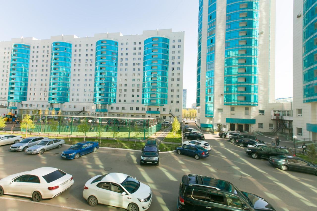 Cozy Apartment On Sarayshyq Street 5E Asztana Kültér fotó
