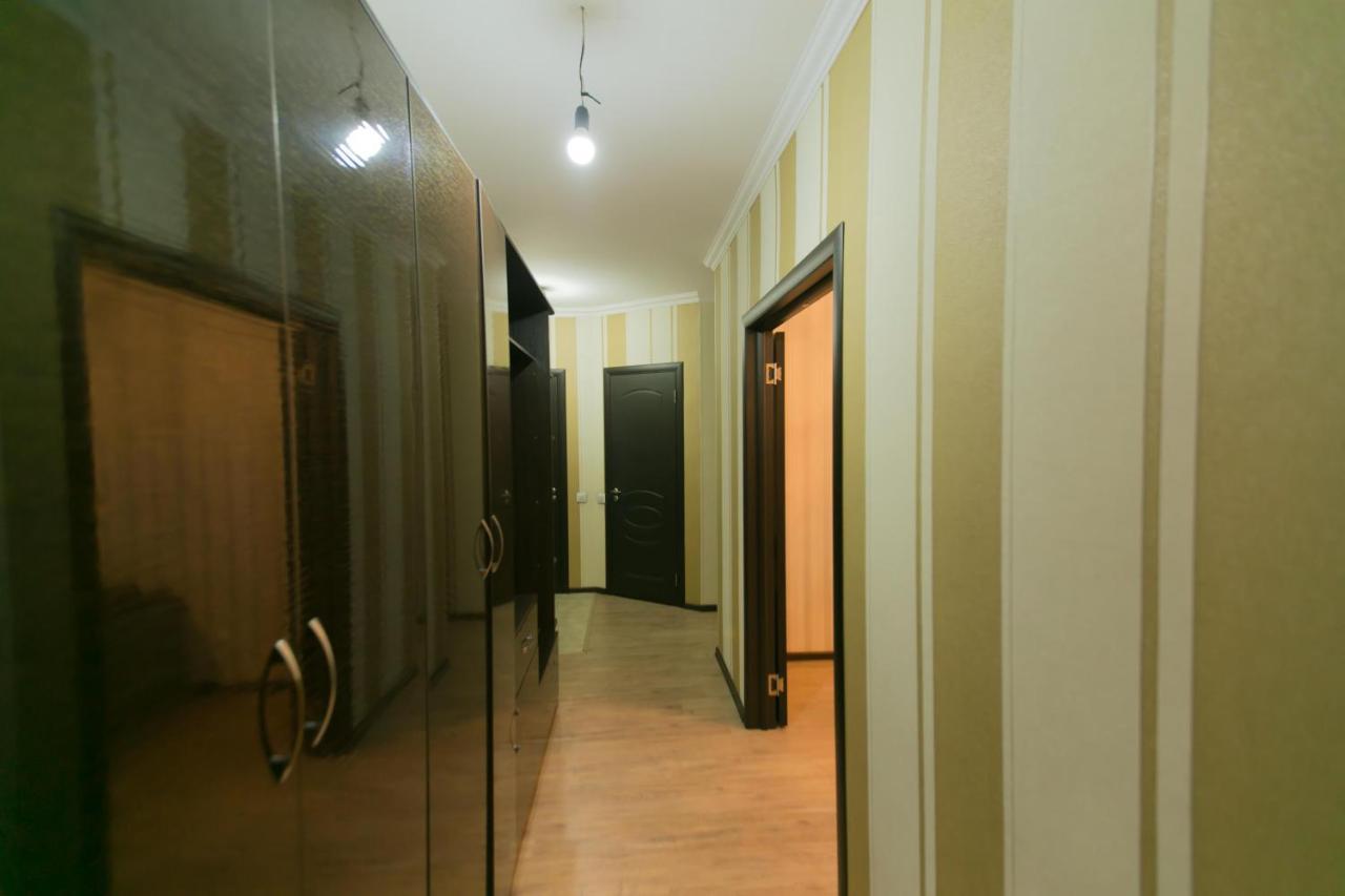 Cozy Apartment On Sarayshyq Street 5E Asztana Kültér fotó